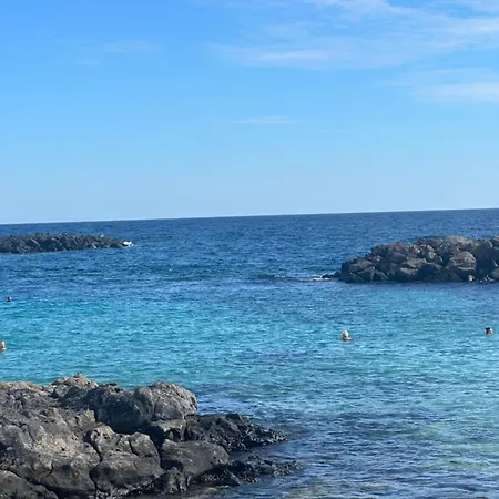 Luxury Canarian With Large Pool In Costa Apartmán *