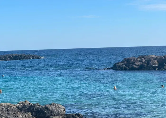 Luxury Canarian With Large Pool In Costa Appartement *