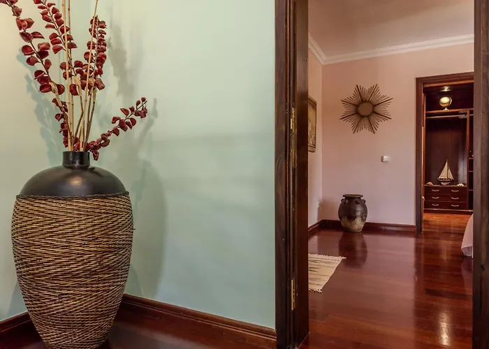 Luxury Canarian With Large Pool In Costa Appartement Teguise (Lanzarote)