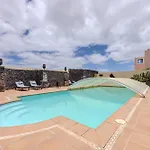 Διαμέρισμα Luxury Canarian With Large Pool In Costa Teguise (Lanzarote)