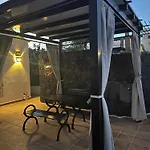 Luxury Canarian With Large Pool In Costa