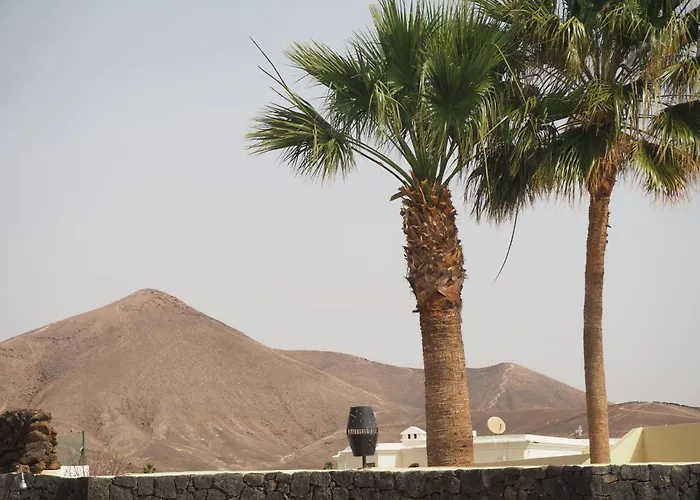 아파트 Luxury Canarian With Large Pool In Costa